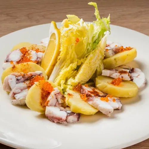 Carpaccio de caracatiță cu cartofi